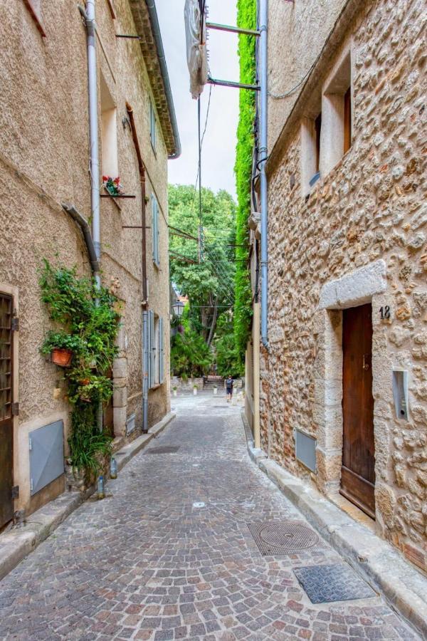 2-Star Apartment Close To Beaches And All Amenities Antibes Exteriör bild